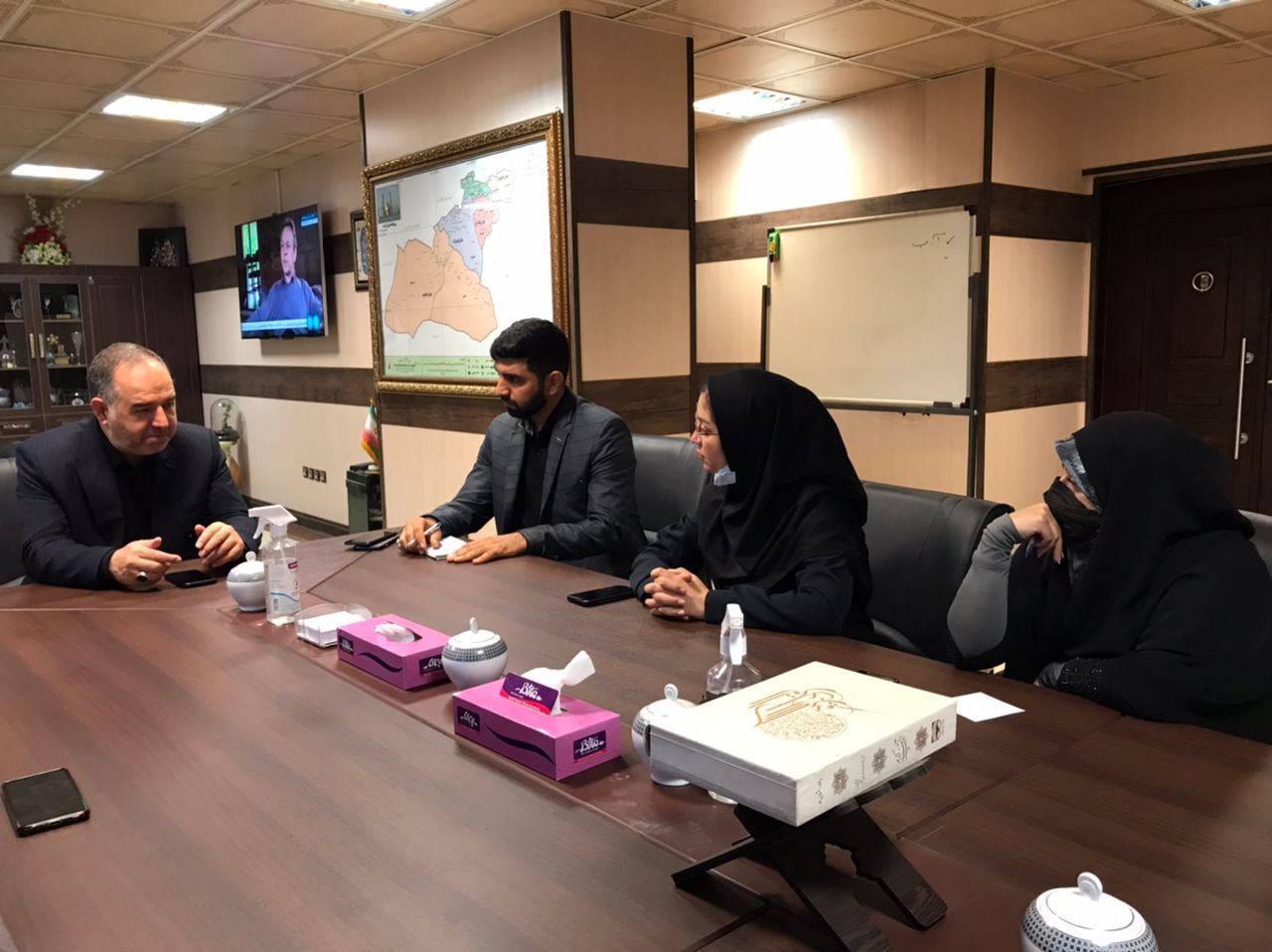 فرماندار ری: اطلاع رسانی به موقع از تخلفات و سودجویی ها با کمک رسانه ها امکان پذیر است فرماندار ری: اطلاع رسانی به موقع از تخلفات و سودجویی ها با کمک رسانه ها امکان پذیر است