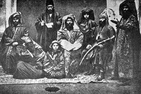 تعزیهخوانهای «تکیه دولت» چقدر دستمزد میگرفتند؟/ تکیهای که بانک شد+ عکس
