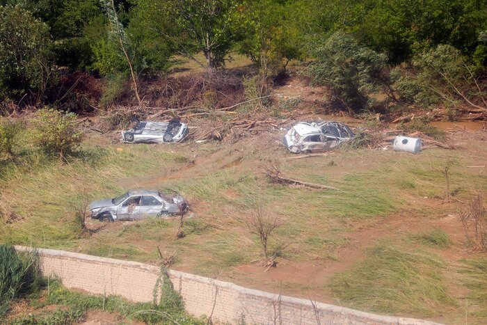 روایتی از حضور مسئولان بین المللی امداد در مناطق سیلزده