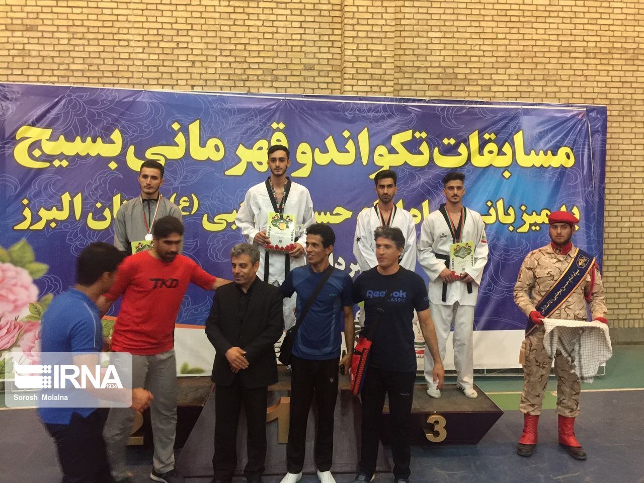 تکواندوکاران بسیجی استان سمنان در مسابقات قهرمانی کشور نشان برنز برگردن آویختند