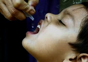 ظرفیت همه سازمان‌ها برای ایمن‌سازی فلج اطفال جیرفت بسیج شود