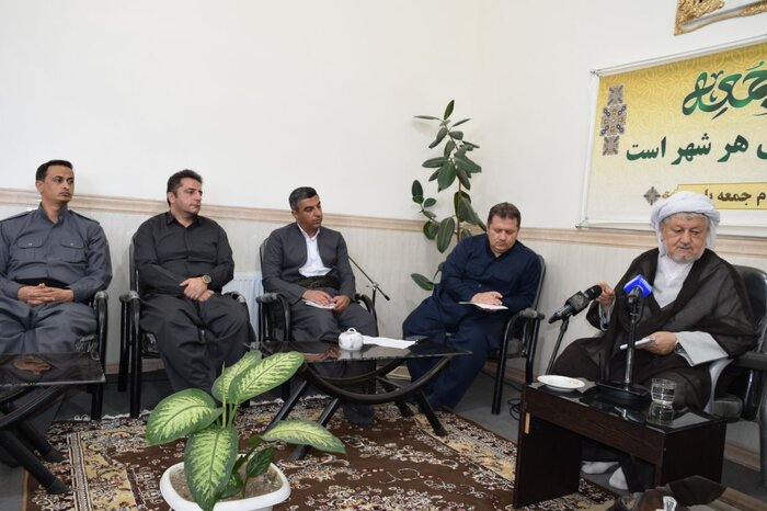 امام جمعه پاوه: هوشیاری و زمانهشناسی ضرورت کار خبرنگاران است