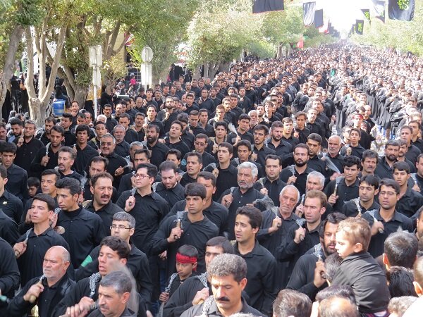 رییس تبلیغات اسلامی ابرکوه: مداحان برای ترویج فرهنگ عاشورا تلاش کنند