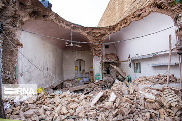 استاندار یزد: خانه‌های تخریب شده سیل در سریع‌ترین زمان ساخته می‌شود