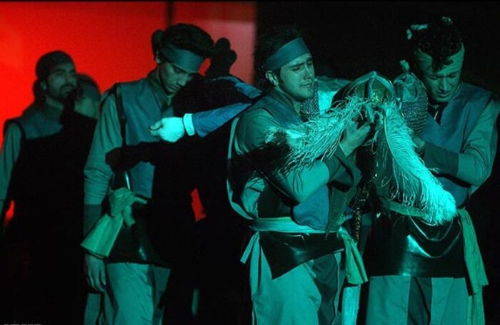 «در قاب ماه»؛ شکستن سکوتِ «سکوت»