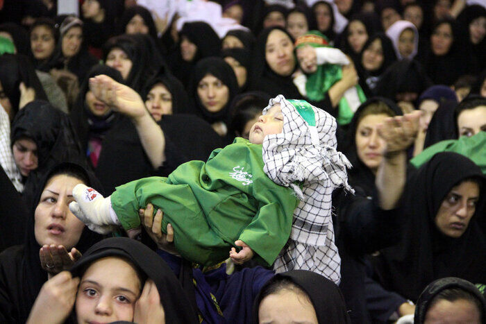 همایش شیرخوارگان حسینی در جنوب شرق استان تهران برگزار شد
