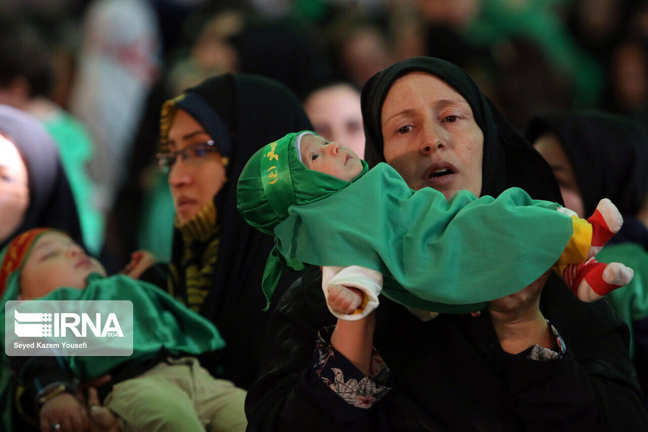 همایش شیرخوارگان حسینی در آذربایجان‌شرقی برگزار شد