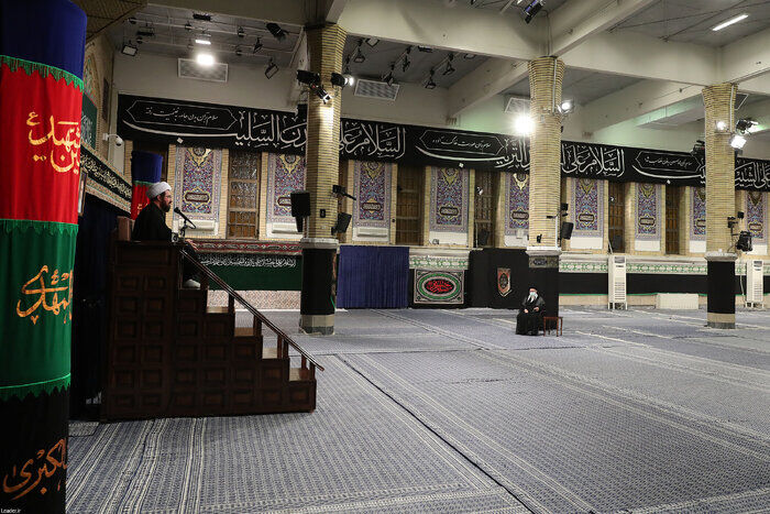 2nd night of Imam Hossein’s mourning held in Supreme Leader’s presence