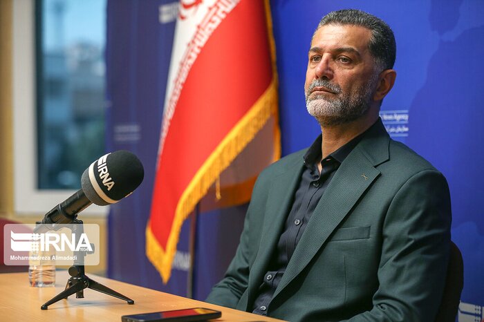 رونمایی از داوران هفته نخست لیگ برتر فوتبال / پیروزی پرسپولیس مقابل سایپا در بازی دوستانه 4
