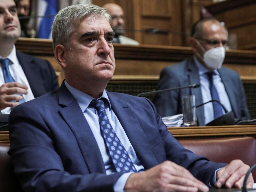 رئیس سرویس اطلاعات ملی یونان استعفا کرد