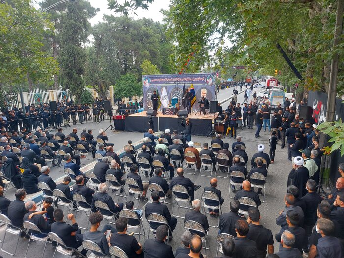 اجتماع ۱۰ هزار نفری عزاداران تاسوعایی گرگان/ طنین "علمدار نیامد" گلستان را لرزاند