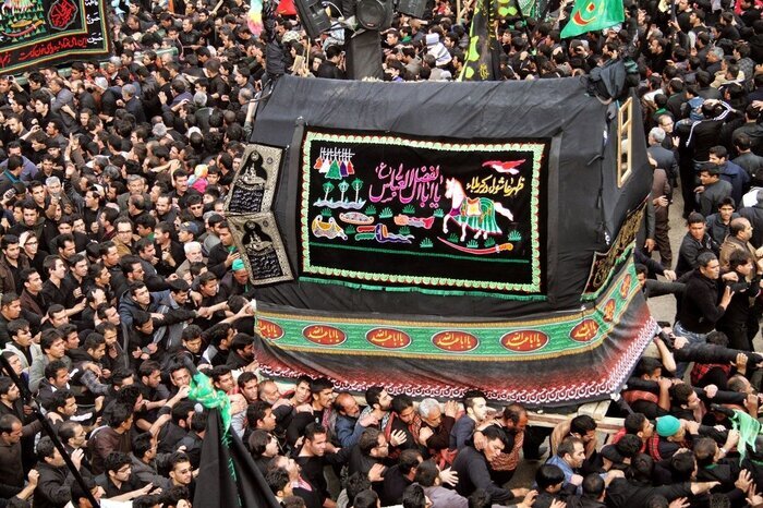 سنگ تمام مومنان ایران اسلامی در عاشورای حسینی