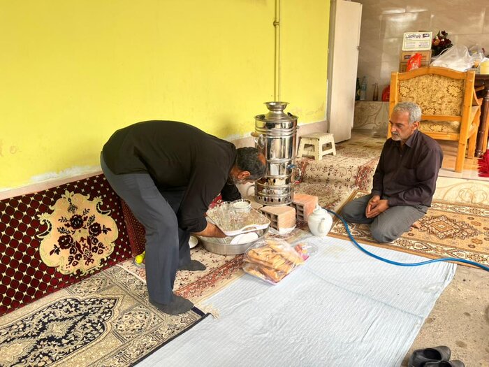 سفره‌ای به وسعت عشق؛ میزبانی از عزاداران عاشورایی بر سفره خانگی