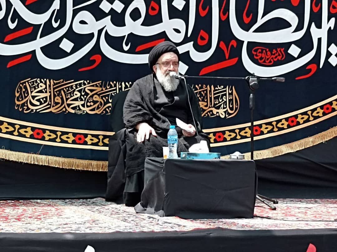 امام جمعه موقت تهران: نهضت امام حسین (ع) ابدی است
