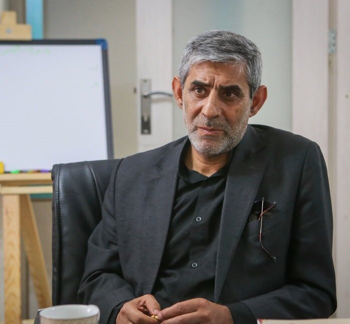 آقامحمدی: با اعتماد کامل اطلاعات «تازیانههای سلوک» را به نویسنده دادم