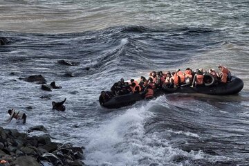 سازمان بین المللی مهاجرت نسبت به سیل پناهجویان از تونس به ایتالیا هشدار داد