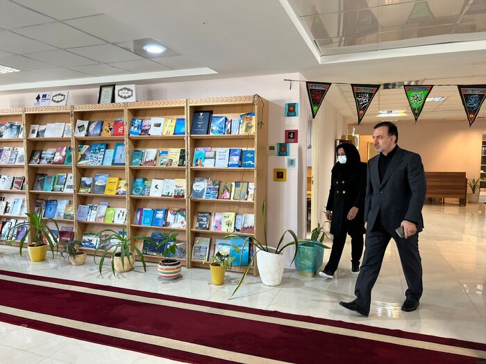 مدیرعامل سازمان منطقه آزاد قشم: پویشهای کتابخوانی در قشم راهاندازی شود