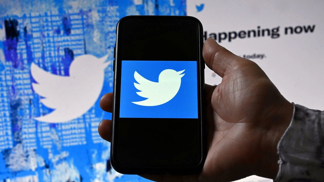 Un ex empleado de Twitter es condenado por espiar para Arabia Saudí