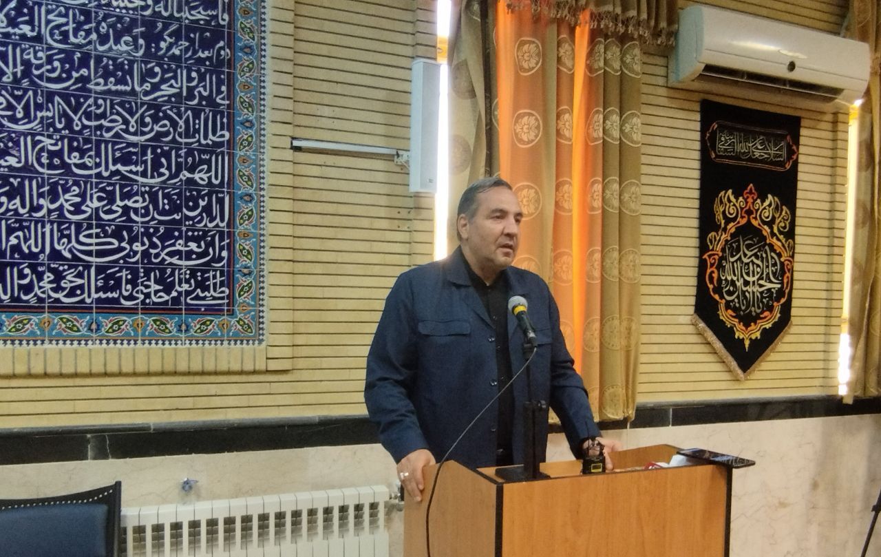 استاندار ایلام: تمامی مدیران موظف به رفع نیازهای زائران اربعین هستند