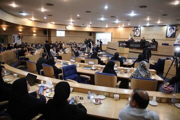 نشست "خبرنگار عضو شانزدهم شورا" در مشهد برگزار شد
