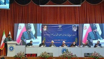 نشست بررسی پایانی نوبت نخست سفرهای استانی رییس جمهور در کرمان برگزار شد 