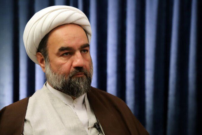 امامان جمعه: پرتاب ماهواره خیام به فضا ساخت متخصصان داخلی و افتخاری برای ایران است