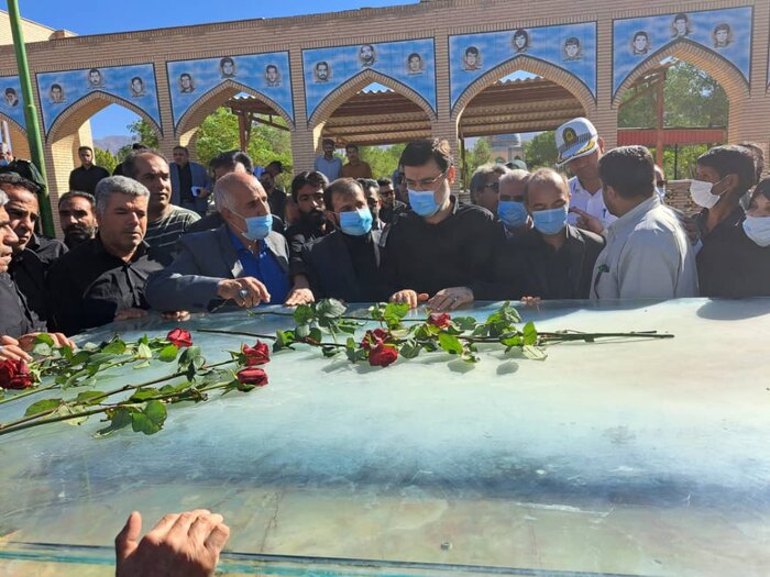 مجموعه گردشگری عمارت ایرانیمنش در زرند بهرهبرداری شد