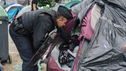 پلیس فرانسه یک اردوگاه مهاجران را در پاریس تخلیه کرد