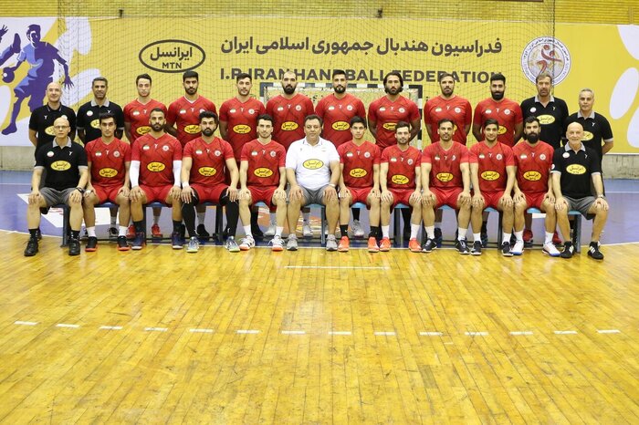 پرسپولیس حریف ذوبآهنِ ۱۰ نفره نشد/ گزینه استقلال با تیم ترکیهای به توافق رسید