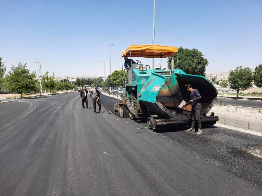  امسال بیش از ۱۸۰ هزار مترمربع در مراغه آسفالت‌ریزی شده است