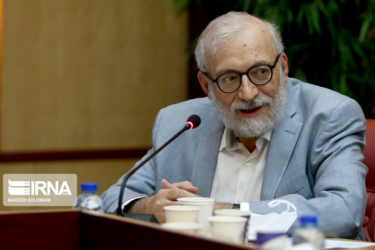 لاریجانی: پرتاب ماهواره خیام با روسیه، آغاز همکاریهای گستردهتر است