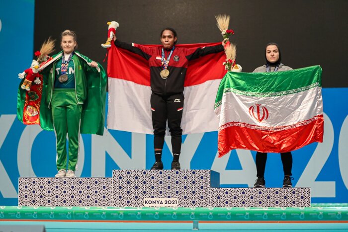 بسامی: هنر تیمِ جدید، ایجاد انگیزه در بین دختران وزنهبردار است