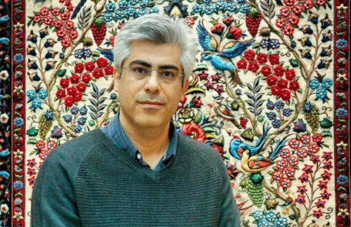 حراج آثار هنری ایران در خارج غمبار است/ سفارتخانهها و رایزنهای فرهنگی در بازاریابی صنایعدستی کمکاری کردهاند