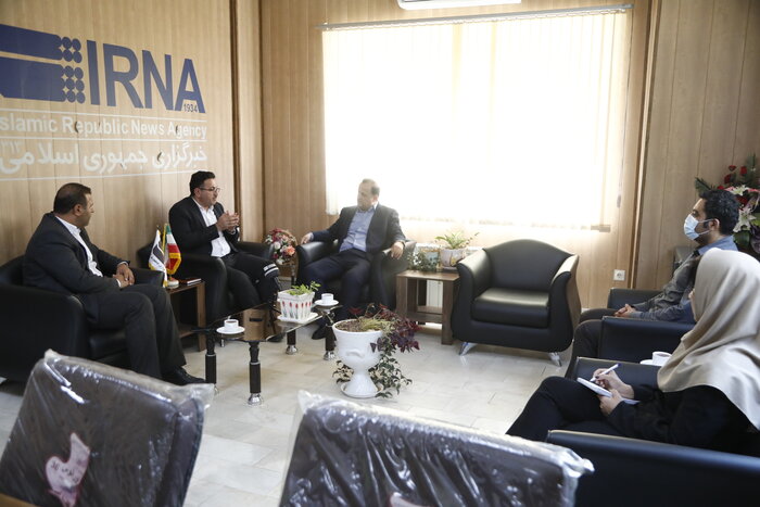 بیان ظرفیتهای تولید با زبان رسانهای راهی برای توسعه کردستان است