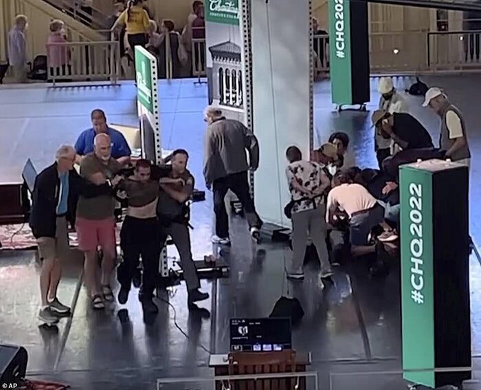 از پیش بینی رفع تحریم ها علیه ایران تا نگرانی جهانی از شیوع دوباره فلج اطفال