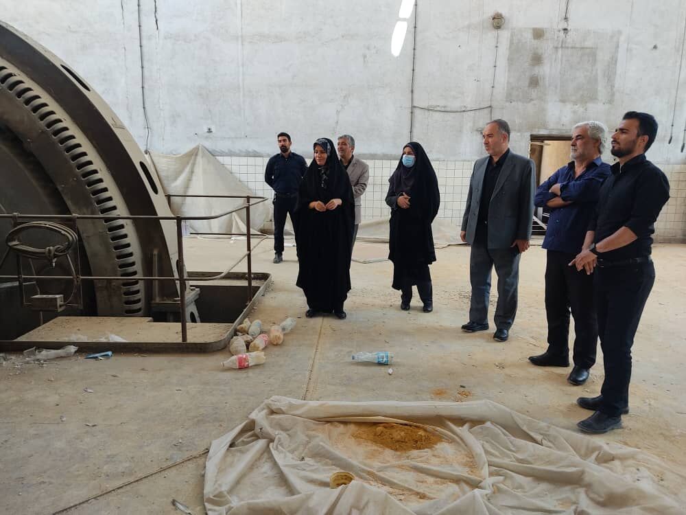 فرماندار ری خواستار تسریع  تبدیل کارخانه سیمان به موزه شد
 فرماندار ری خواستار تسریع  تبدیل کارخانه سیمان به موزه شد