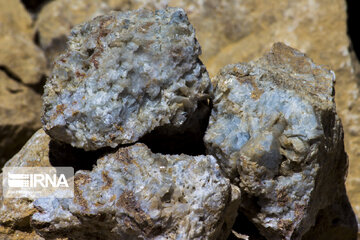 جزییات کشف محمولههای ۵۲ تنی سلستین و ۶۰ کیلوگرمی مواد مخدر در محورهای شاهرود و دامغان