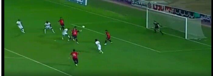 تماشای لیگ برتر از نیمه پُرِ لیوان؛ گلهایی در بیابان