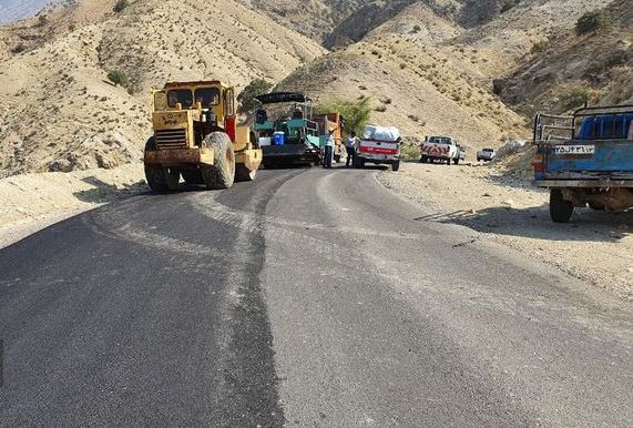 تسهیلات ۲۰۰ میلیارد تومانی به پروژههای راهسازی جهرم اختصاص یافت تسهیلات ۲۰۰ میلیارد تومانی به پروژههای راهسازی جهرم اختصاص یافت