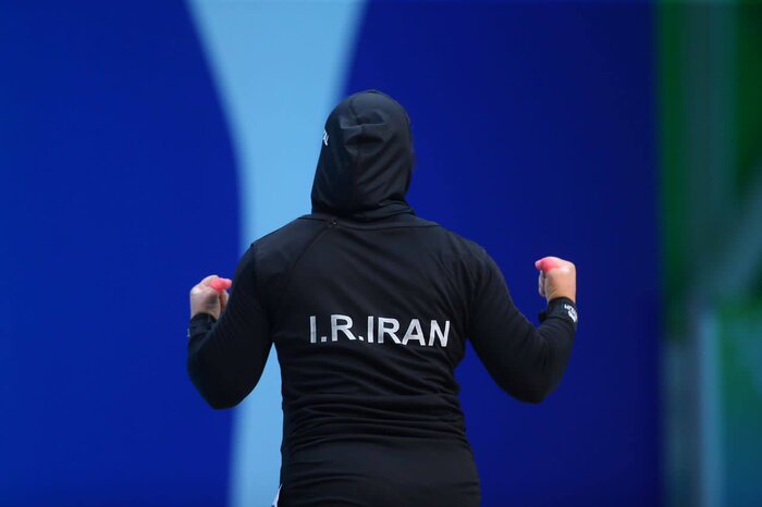 حسینی: مدیریت گذشته حضور دختران وزنه‌بردار در المپیک را جدی نگرفت