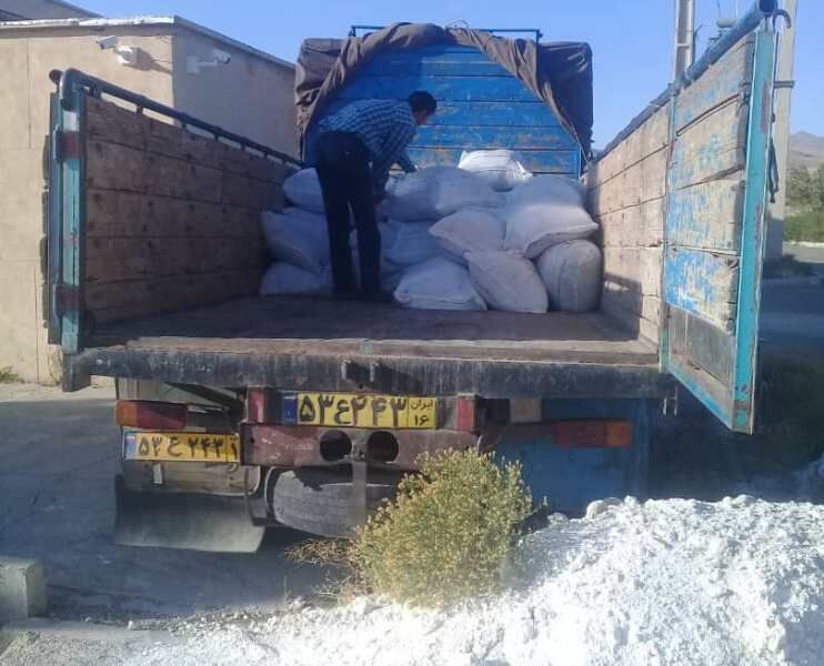 چهار و نیم تن پودر استخوان فاقد هویت در آشتیان کشف شد چهار و نیم تن پودر استخوان فاقد هویت در آشتیان کشف شد