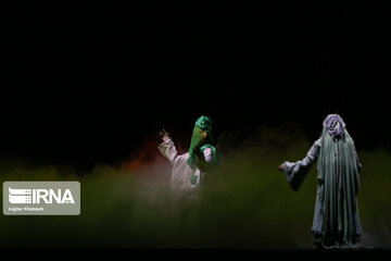L'opéra de marionnettes « Achoura » à Téhéran