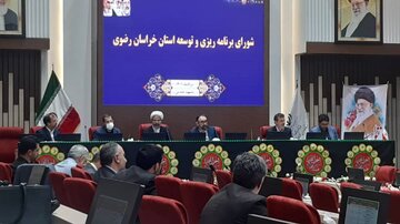 هشدار استاندار خراسان رضوی به مسوولان غایب در نشست شورای برنامه ریزی این استان