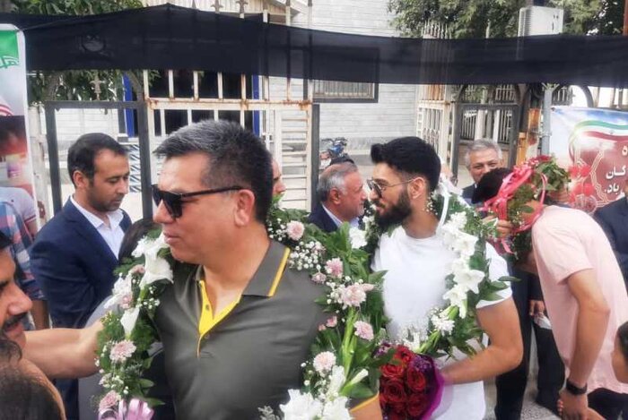 ورزشدوستان گنبدی از قهرمانان مسابقات کشورهای اسلامی به گرمی استقبال کردند 2