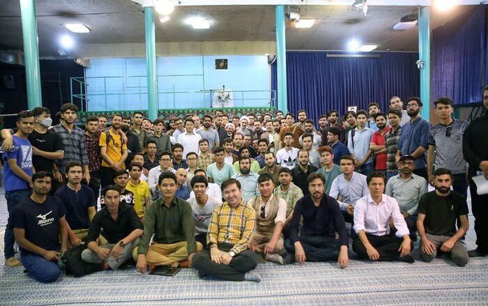 غیر ملکی طلباء نے امام خمینی (رہ) کی یاد کو خراج عقیدت پیش کیا