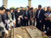 وزیر فرهنگ و ارشاد اسلامی به شهدای گنبدکاووس ادای احترام کرد