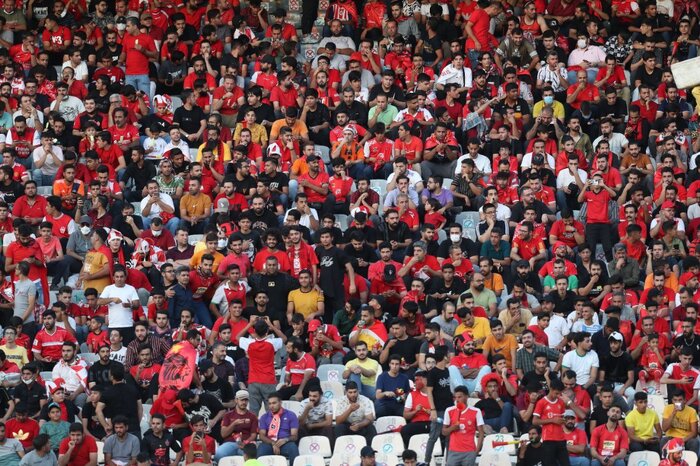 کلهر: پرسپولیس در تمام نقاط زمین بازیکن خوب دارد