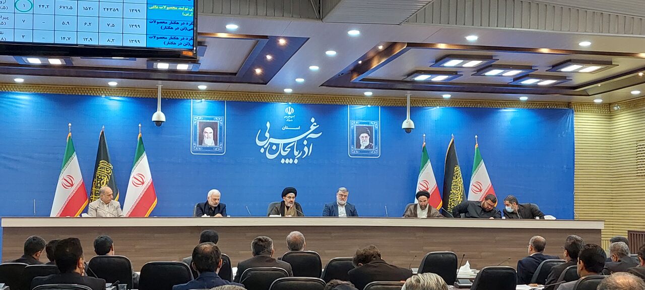 امام جمعه ارومیه: حضور در میان مردم باعث امیدآفرینی در جامعه است