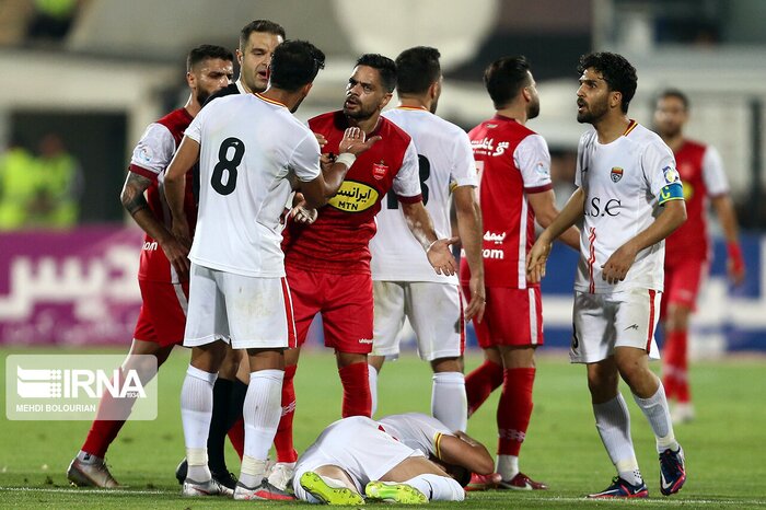 پیراهن سید جلال بر تن فوق ستاره پرسپولیس / پیروزی تیم ملی والیبال ایران مقابل آرژانتین 9