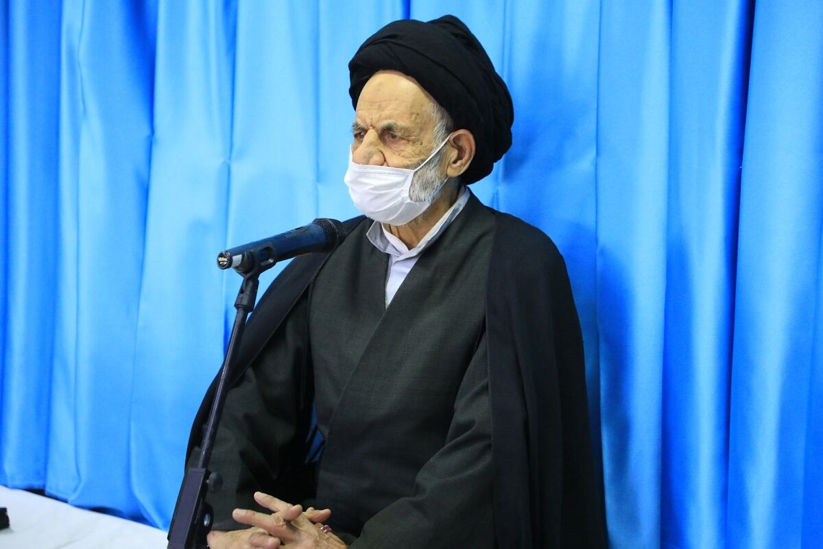 امام جمعه بیرجند: اقدامات بدون پیوست فرهنگی دچار آسیب میشود امام جمعه بیرجند: اقدامات بدون پیوست فرهنگی دچار آسیب میشود